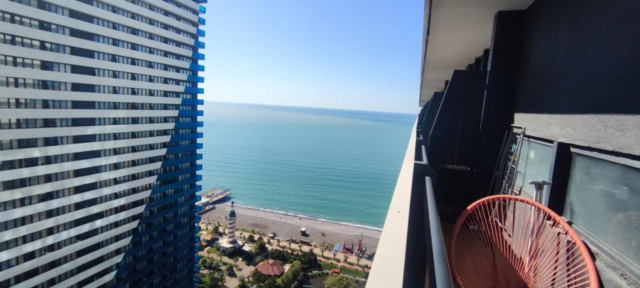 Orbi City Tower Best Apartment In Batumi Bagian luar foto