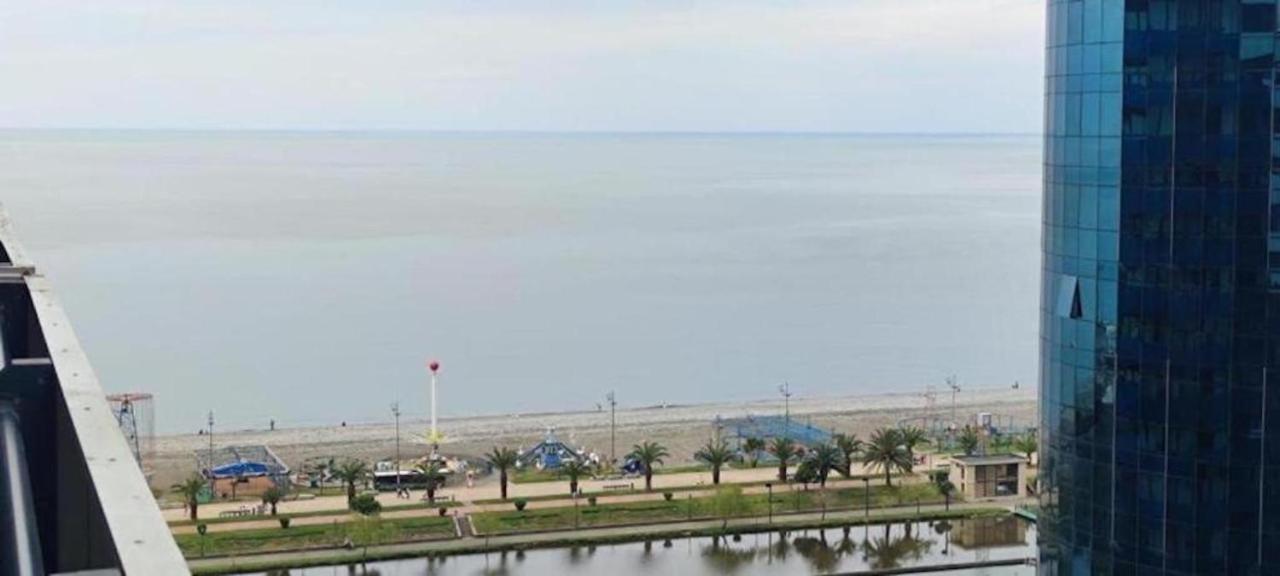 Orbi City Tower Best Apartment In Batumi Bagian luar foto