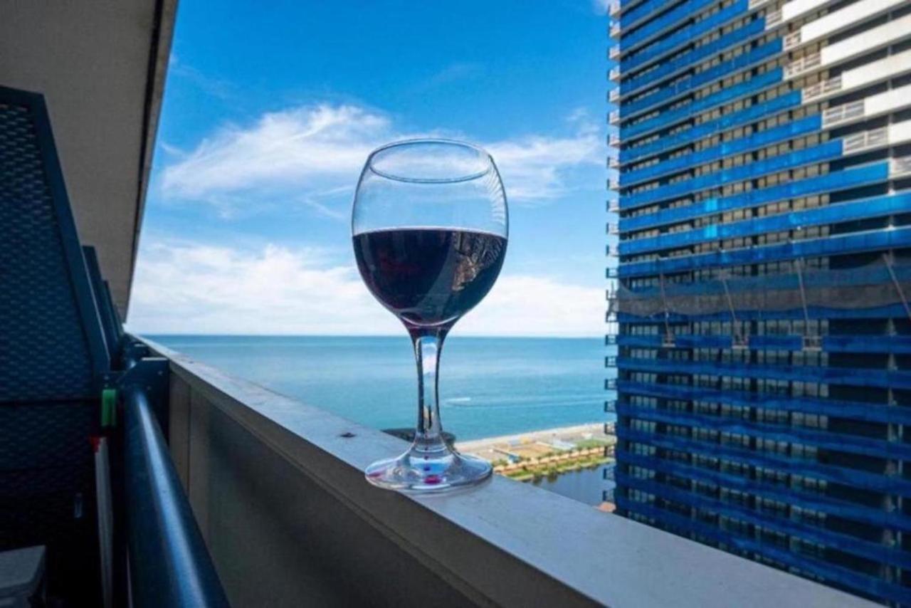 Orbi City Tower Best Apartment In Batumi Bagian luar foto