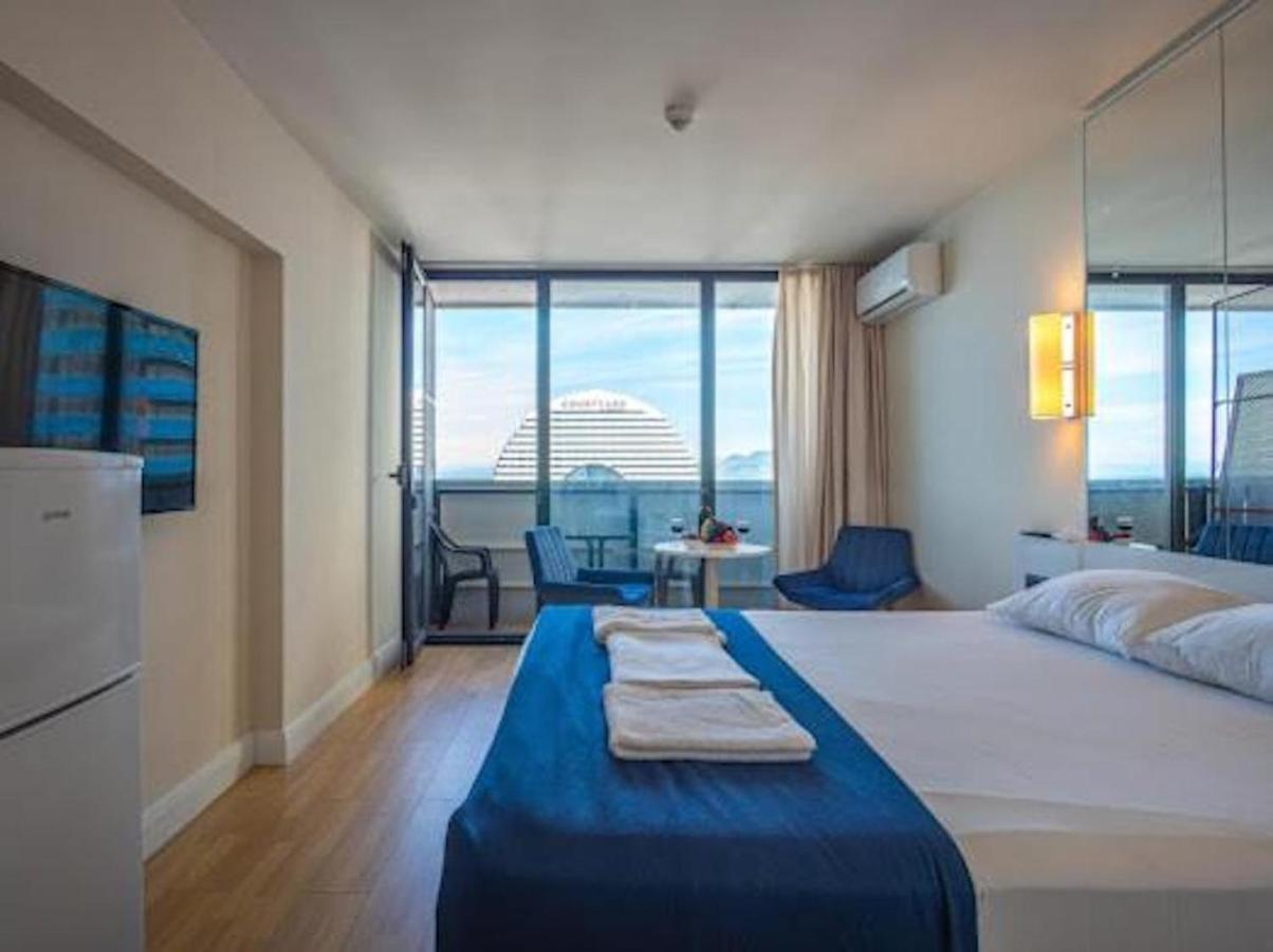 Orbi City Tower Best Apartment In Batumi Bagian luar foto