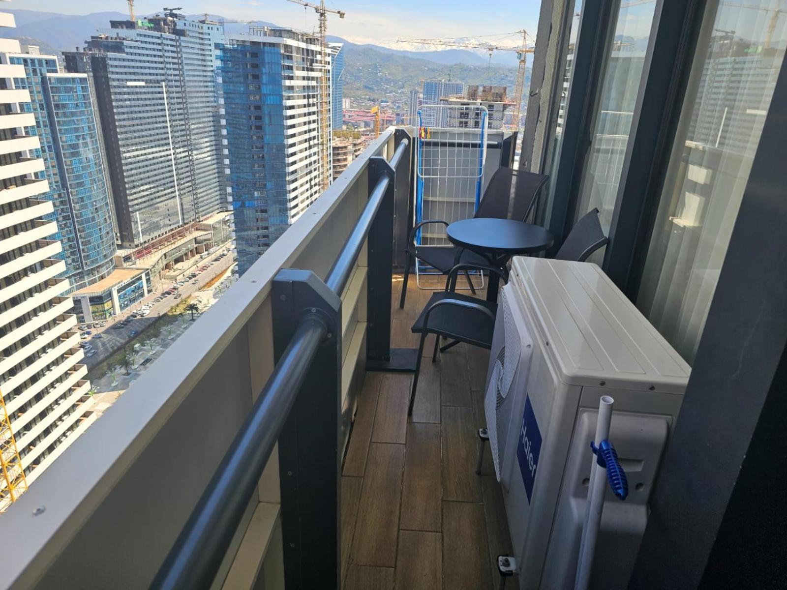 Orbi City Tower Best Apartment In Batumi Bagian luar foto